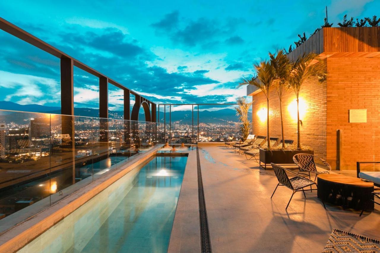 Hotel Marquee Medellín Zewnętrze zdjęcie Skyline pool